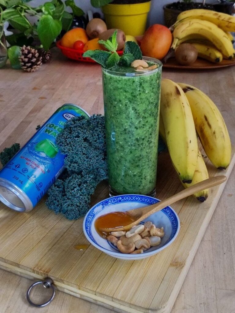 Kale-Banana Smoothies Ingredients